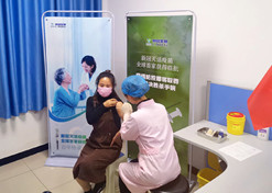 2020年4月12日，币游国际中国生物武汉生物制品研究所全球首家获得新冠灭活疫苗ⅠⅡ期临床试验批件。